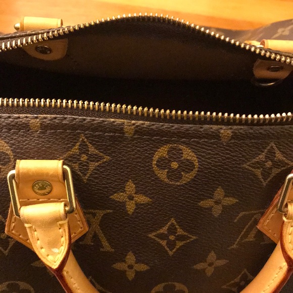 Louis Vuitton SPEEDY 30 bag - Picture 12 of 16